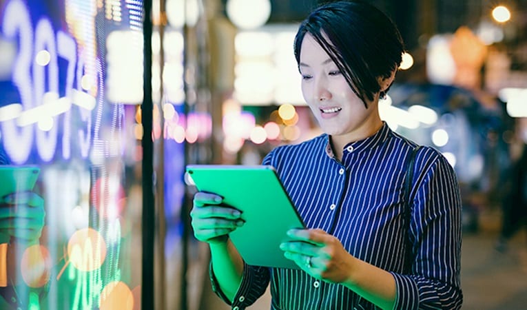 Asya borsaları Hong Kong hariç pozitif seyrediyor