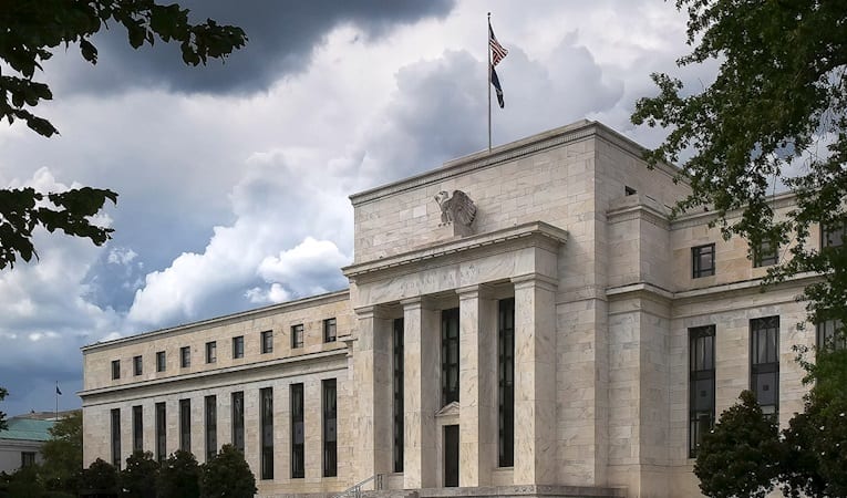 Fed tutanakları, yetkililerin faiz artışı gerektirebilecek risklere işaret ettiğini gösterdi