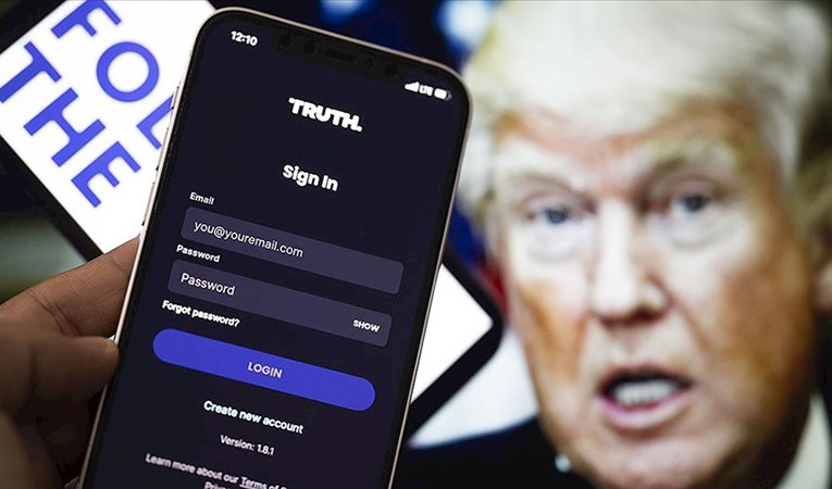 Trump'ın medya şirketi Bitcoin'e yatırım için 2,5 milyar dolar toplayacak