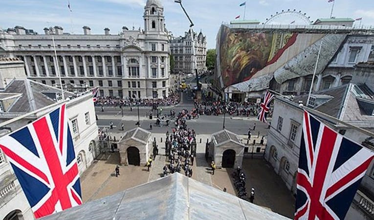İngiltere'de işsizlik yüzde 4,9'a geriledi
