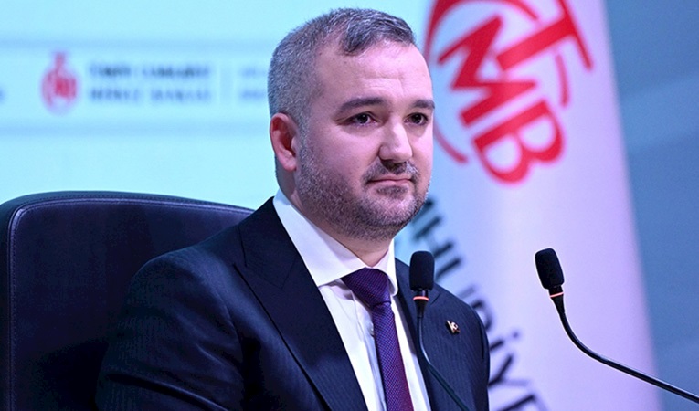 “Fiyat istikrarı sağlanana kadar sıkı duruş sürecek”