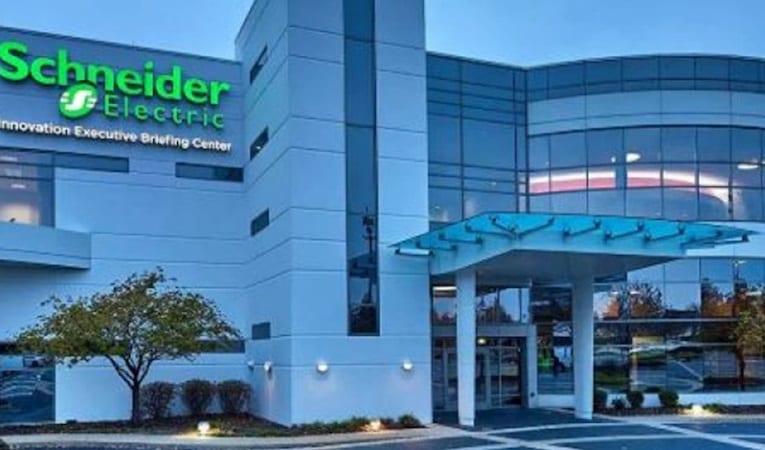 Schneider Electric ilk çeyrekte güçlü ilerleme kaydetti