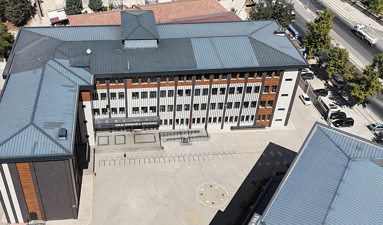 Erdemoğlu Holding'den eğitim ve kültüre 700 milyon liralık yatırım