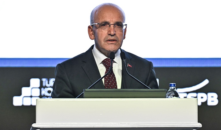 Bakan Şimşek borsayla ilgili neler söyledi?