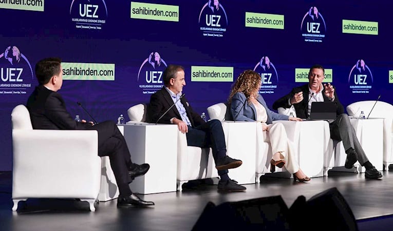 Yapay zeka teknolojide kuralları baştan yazıyor