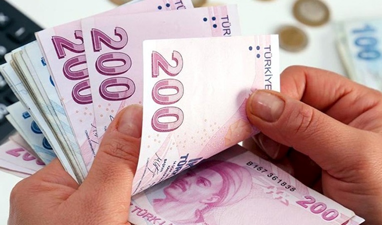 KKTC'de merakla beklenen yeni asgari ücret belli oldu