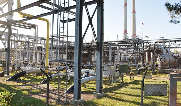 Chevron ve ExxonMobil'in karları geçen yıl azaldı