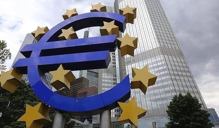 Euro Bölgesi'nde yatırımcı güveni son 7 ayın zirvesinde