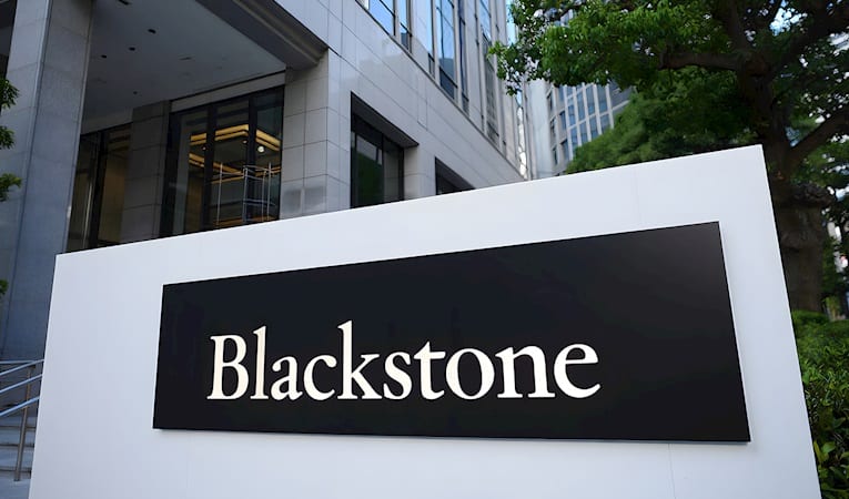 ABD'li Blackstone, özel kredi fonundan para çekilmesine limit getirdi