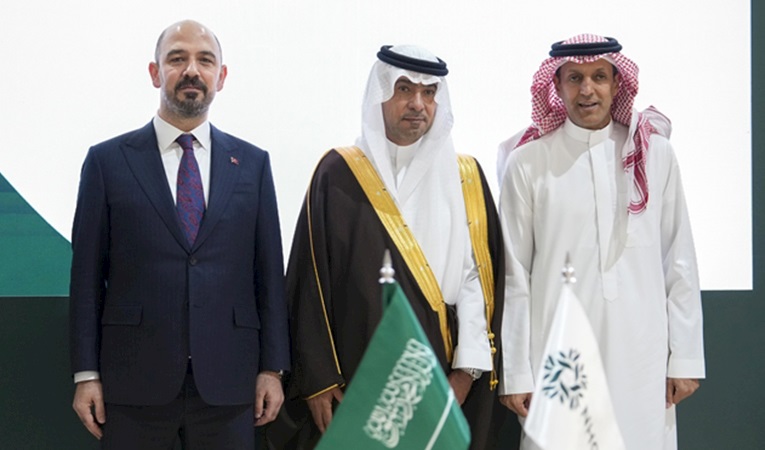 Emlak Konut 400 milyon dolarlık projeyi duyurdu