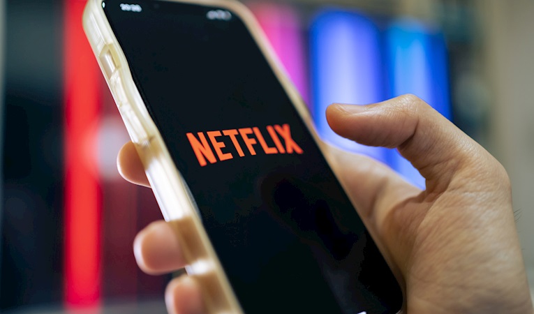 Netflix, içerik ve eğlence devini satın mı alıyor? Hisse başına 28 dolar önerdi