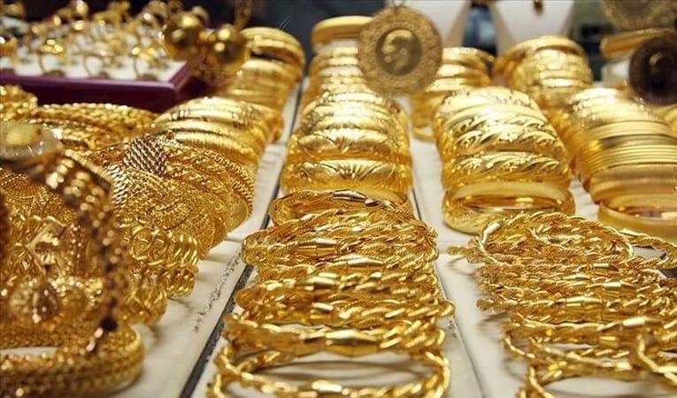 Altın güven liman talebinin azalmasıyla düşüşte