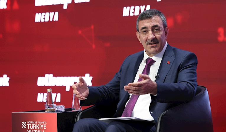 "Asgari ücrette yukarı verme imkanı işletmeler için sınırsız"