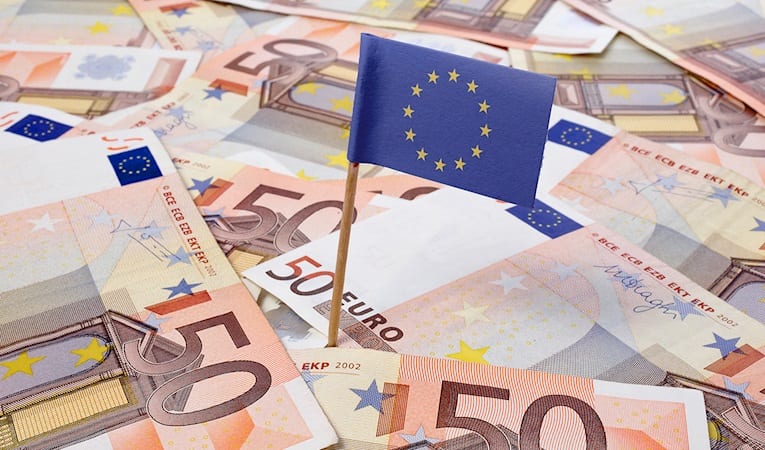 Euro Bölgesi ikinci çeyrekte yüzde 0,4 büyüdü