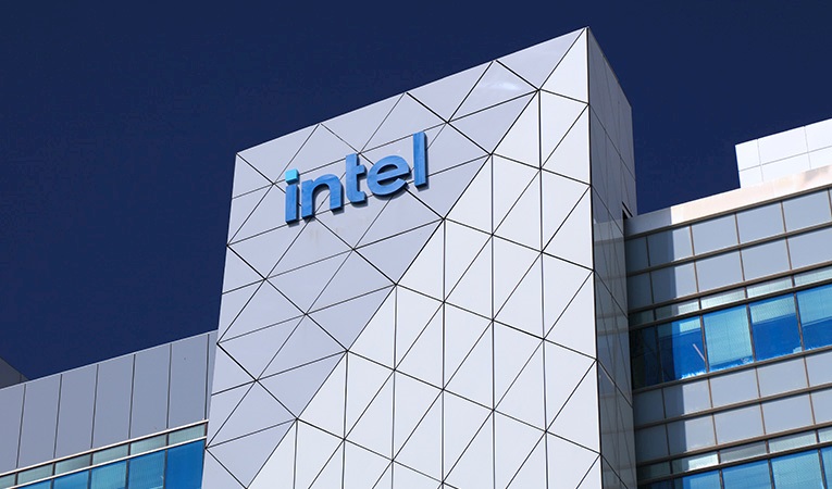 Trump yönetiminin hisse almayı düşündüğü haberiyle Intel hisseleri yükseldi