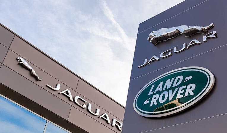 Jaguar Land Rover yaklaşık 4 bin kişiyi işten çıkarmaya hazırlanıyor
