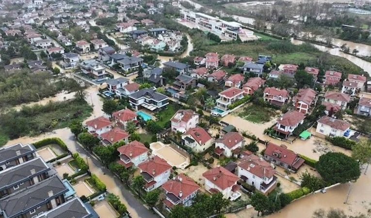İstanbul ve 4 ilde sel felaketinin sigorta maliyeti 12 milyar liraya dayandı