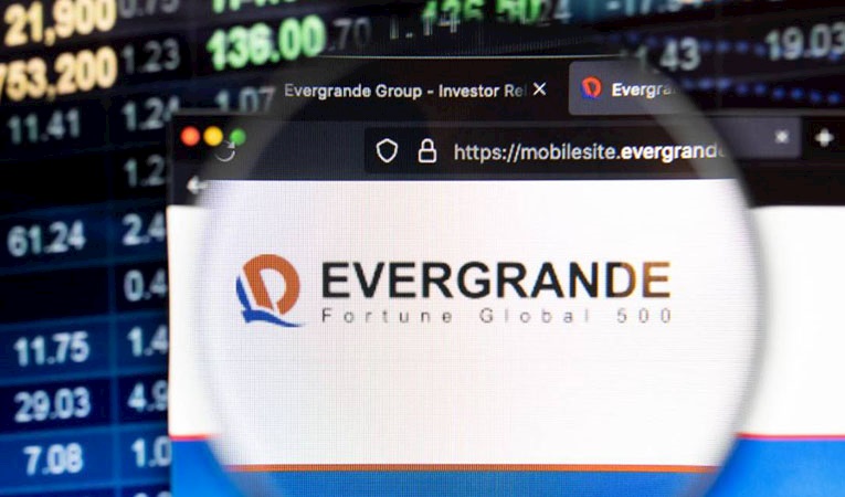 Dev emlak şirketi borsadan atıldı