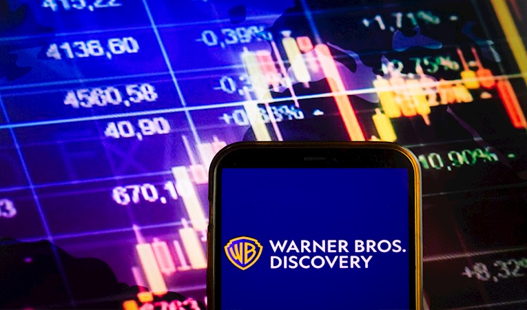 Medya devlerinin Warner Bros savaşı kızışıyor