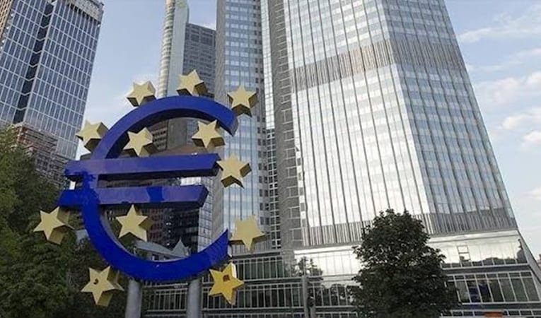 Euro Bölgesi'nde yıllık enflasyon Ağustos'ta yüzde 3,2'ye yükseldi