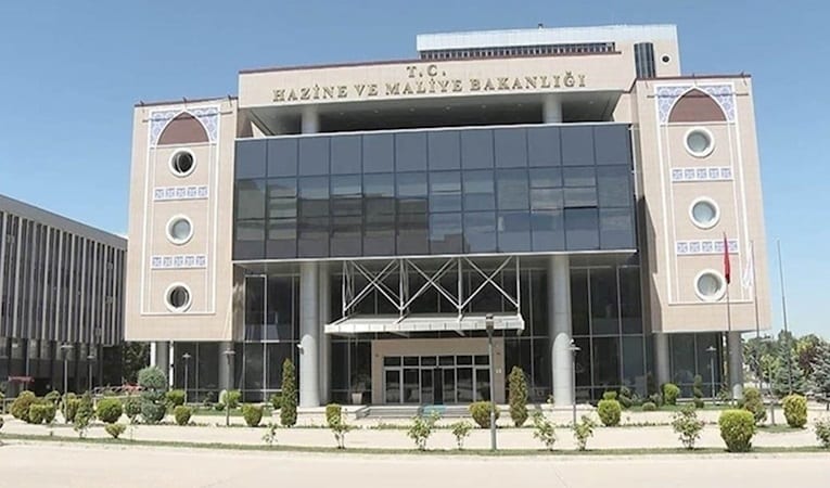 Hazine iki ihaleyle 44 milyar 244,6 lira borçlandı