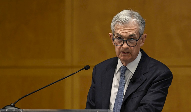 Fed Başkanı Powell: Aceleye gerek yok!