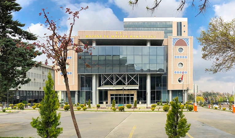 Maliye, sahte belgeyle mücadelede dozu artırıyor