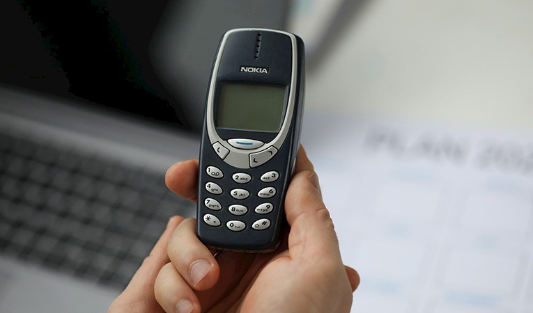 90'larda efsane telefonlarıyla biliniyordu: Bir yatırım haberiyle hisseleri fırladı