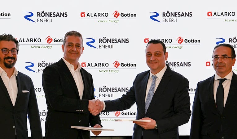 Rönesans Enerji ilk batarya yatırımını başlattı