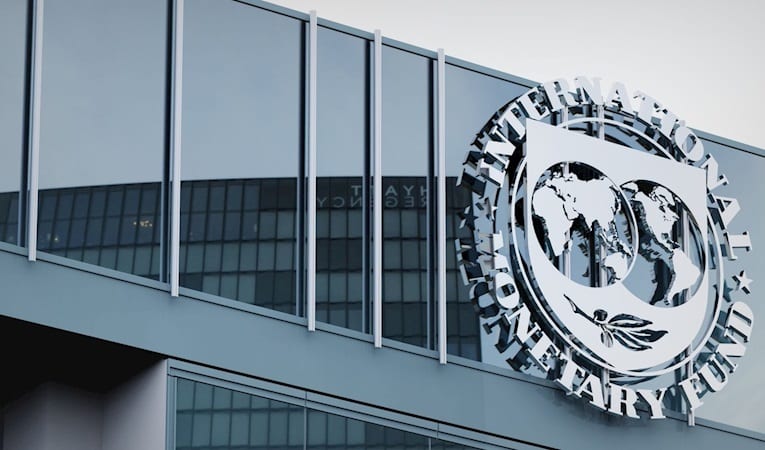 IMF, Türkiye için büyüme tahminini düşürdü: Enflasyon beklentisi de açıklandı