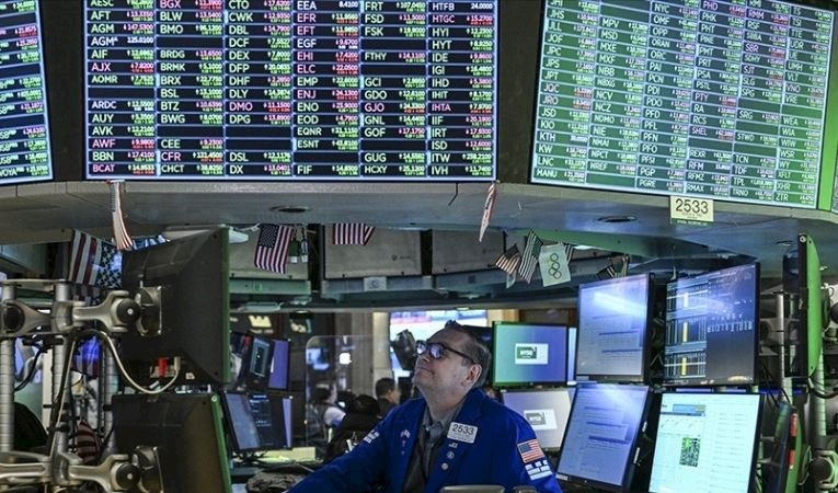 Fed cephesinden gelecek sinyal bekleniyor: Küresel piyasalar tutanaklara odaklandı