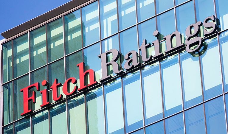 Fitch, küresel ekonomik büyüme beklentilerini yükseltti
