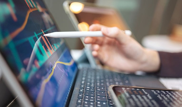 SPK'dan 2 şirkete bedelsiz sermaye artımı onayı: Yüzde 64 ve 101