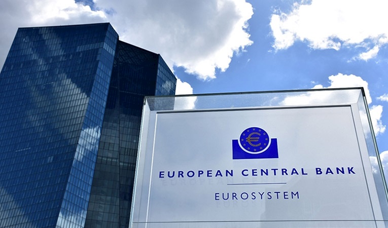ECB tutanakları faiz indiriminin gecikebileceğine işaret ediyor