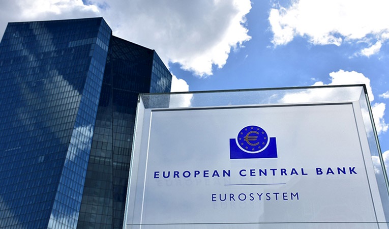 "Ticaret gerilimleri Euro Bölgesi’nde harcamaları etkiliyor"