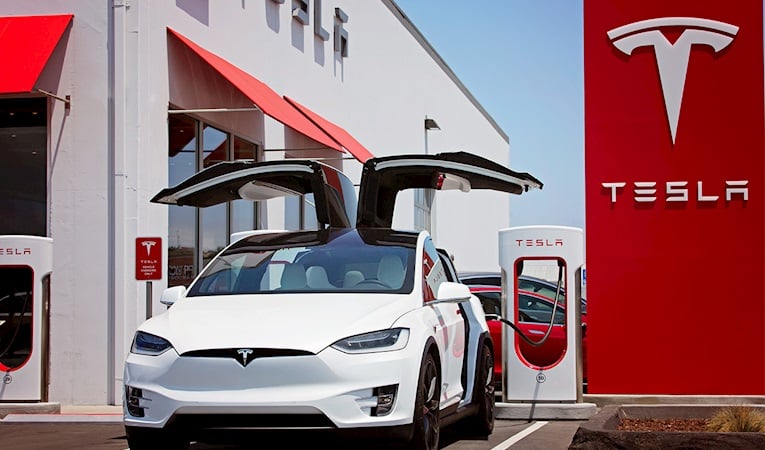 AB'de Tesla satışlarının düşüşü sürüyor