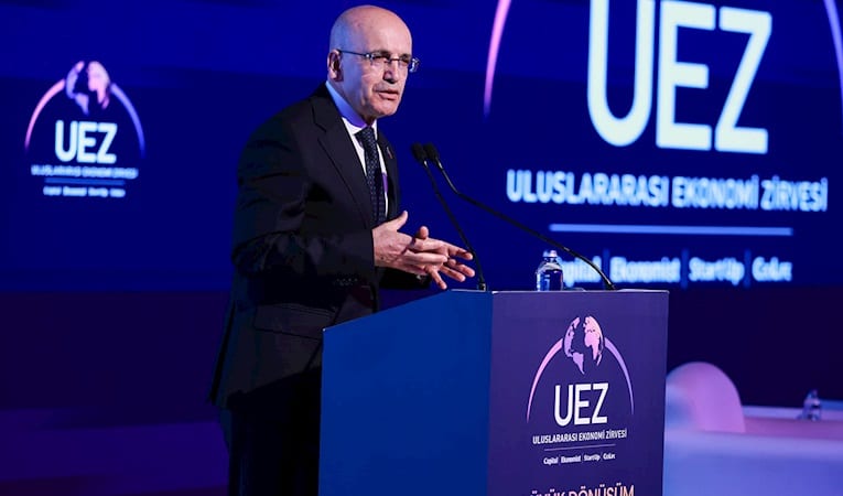 "Şoklara karşı hazırlıklıyız, program çalışıyor"