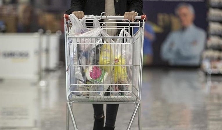 Tüketici güveni Ocak'ta sınırlı iyileşme gösterdi