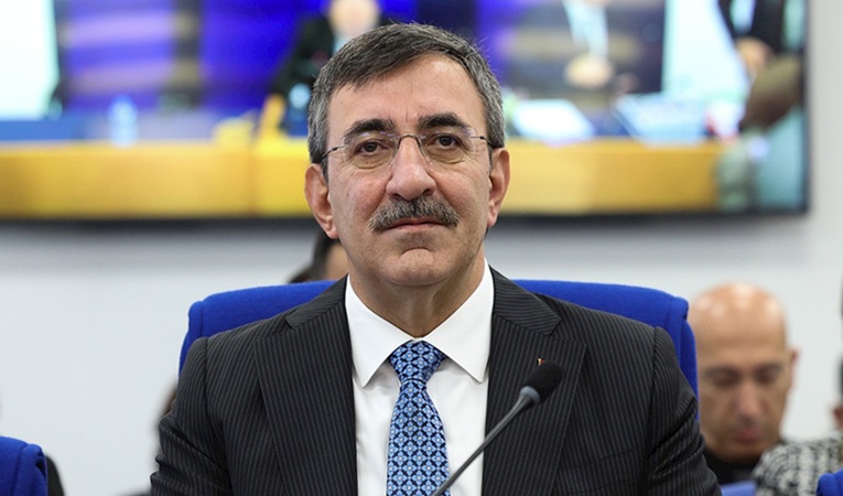 "Halkımızın en büyük meselesi enflasyon"