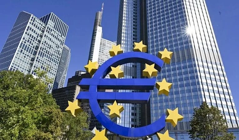 Euro Bölgesi üçüncü çeyrekte yüzde 0,4 büyüdü