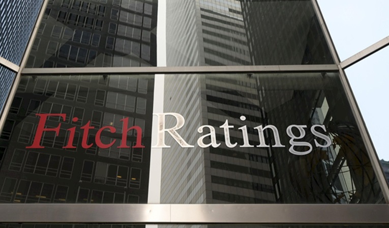 Fitch, Fransa'nın kredi notunu düşürdü