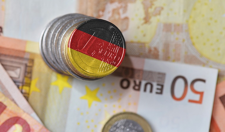 Almanya'da tüketici güveni Aralık'ta arttı