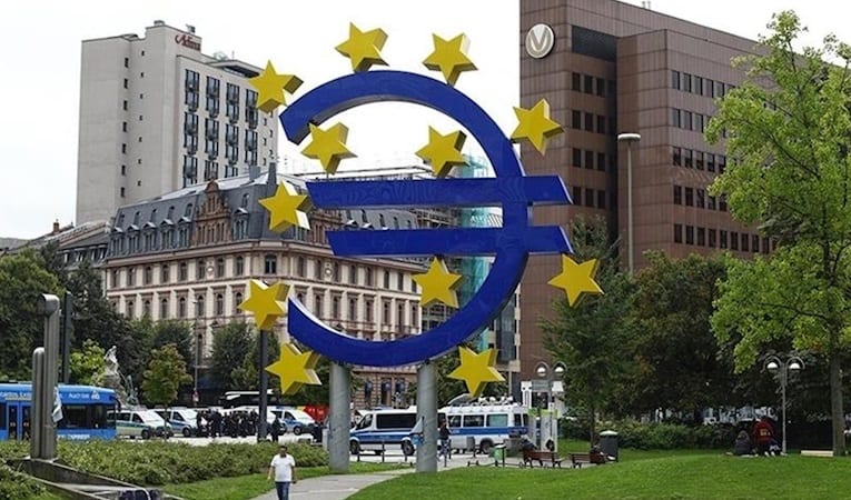 Euro Bölgesi'nde perakende satışlar Ocak'ta geriledi