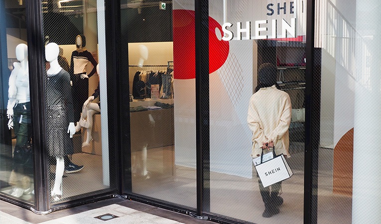 Shein, Hong Kong'da halka arzı kolaylaştırmak için Çin'e geri dönmeyi düşünüyor