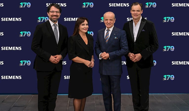 Siemens Türkiye 170. yılını AKM sahnesinde sanatla kutladı