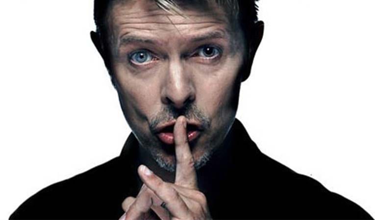 Rock'ın efsane ismi David Bowie hayatını kaybetti