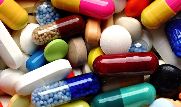 İlaçta büyük satın alma!