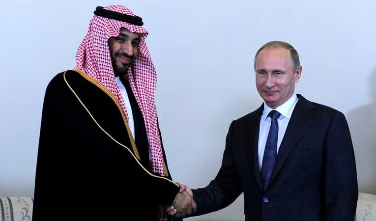 Rusya: Petroldeki düşüşten Suudi Arabistan sorumlu