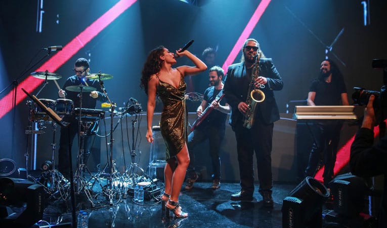 Vodafone ve Huawei’in yılbaşı partisine ünlü akını