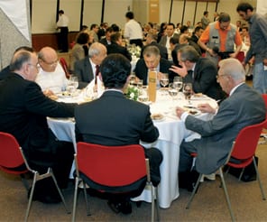 Perakendenin liderleri buluştu